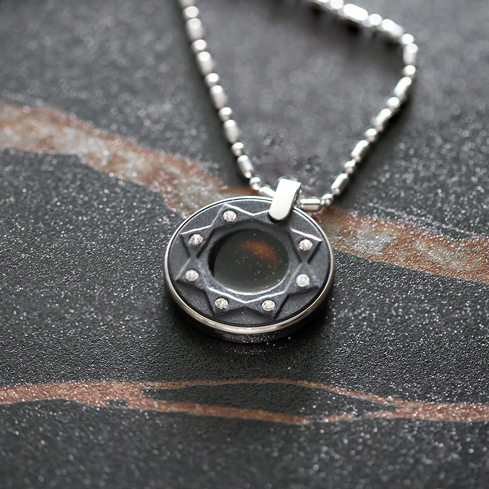 Men Accessories To Wear - Unisex Heat-Sensing Volcanic Stone Pendant Necklace