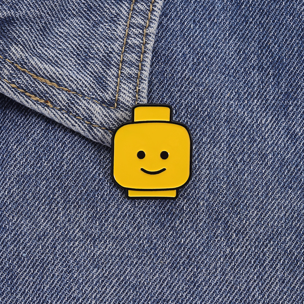 Men'S Yellow Accessories - Cute Yellow Pin Block Man Smiley