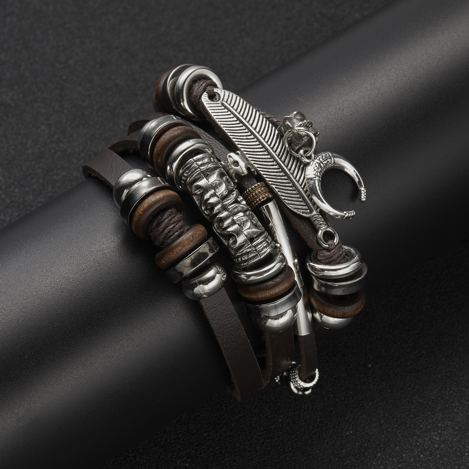 Hot Sale Men Feather Leather B - огляд і ціна Men'S Accessories Jewelry Sale