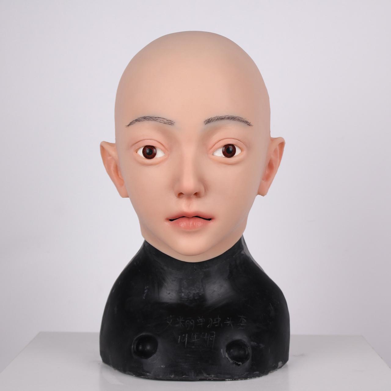 Realistic Beauty Silicone Head - огляд і ціна Mens Accessories Style