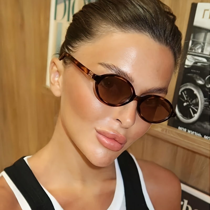 1 pair of retro-style small-fr - огляд і ціна Men Accessories To Wear