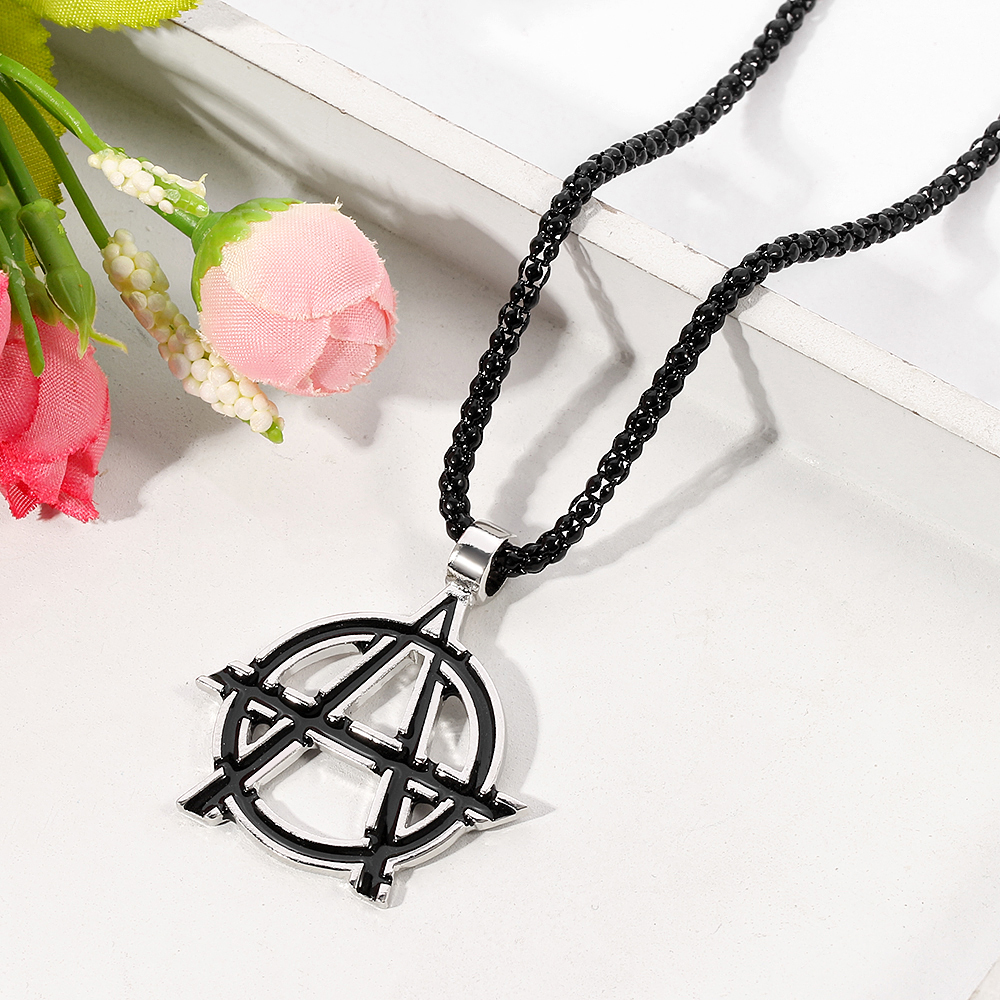 Movies Avengers Symbol Letter  - огляд і ціна Men'S Accessories And Jewelry