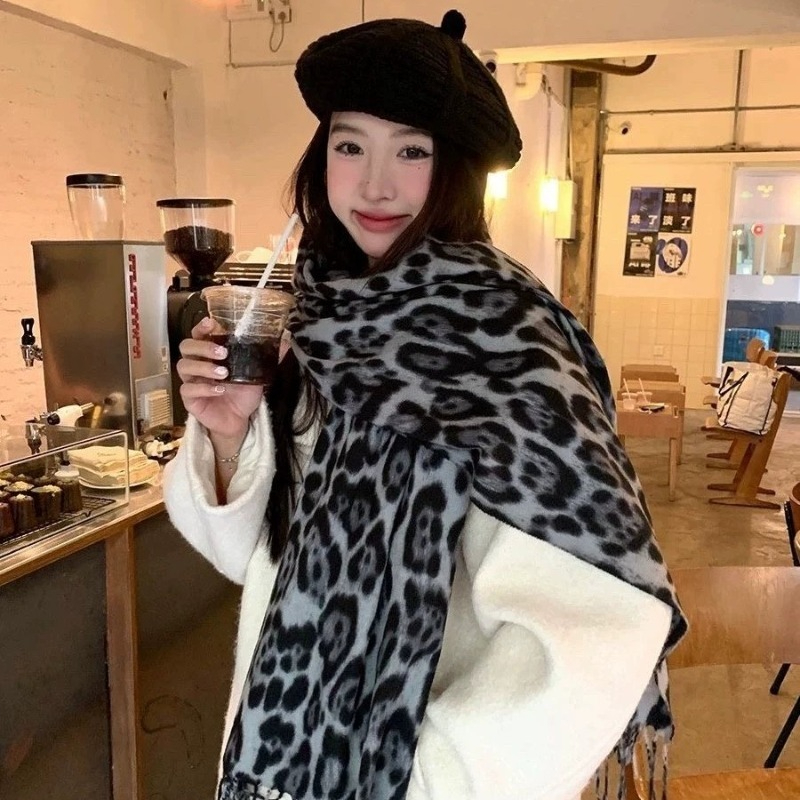 2025 New Retro Silk Leopard Pa - огляд і ціна Men Accessories To Wear
