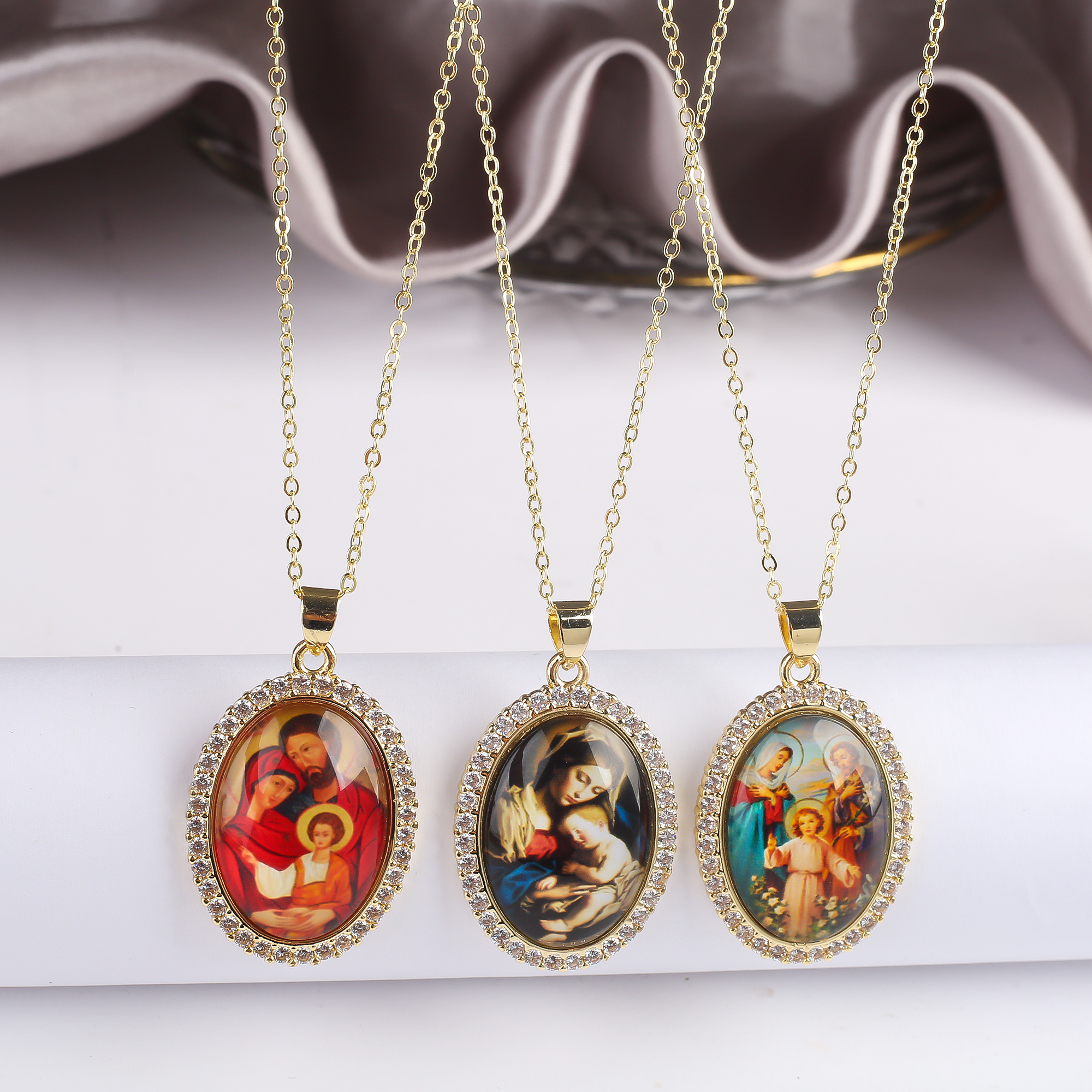 Hot Sale Virgin Mary and Child - огляд і ціна Men'S Accessories Jewelry Sale